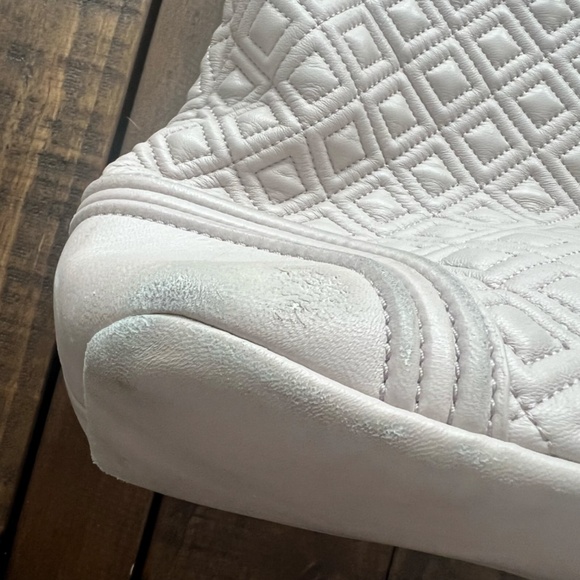 Tory Burch Fleming Large Leather Quilted Tote Bag Purse with Gold Chain - Picture 10 of 16